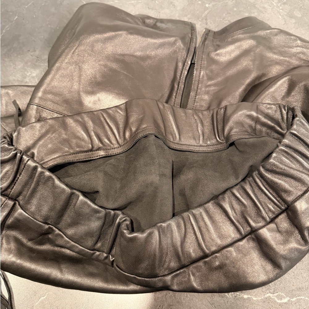 IRO Black Leather Women's blouse pre loved. - Picture 10 of 13